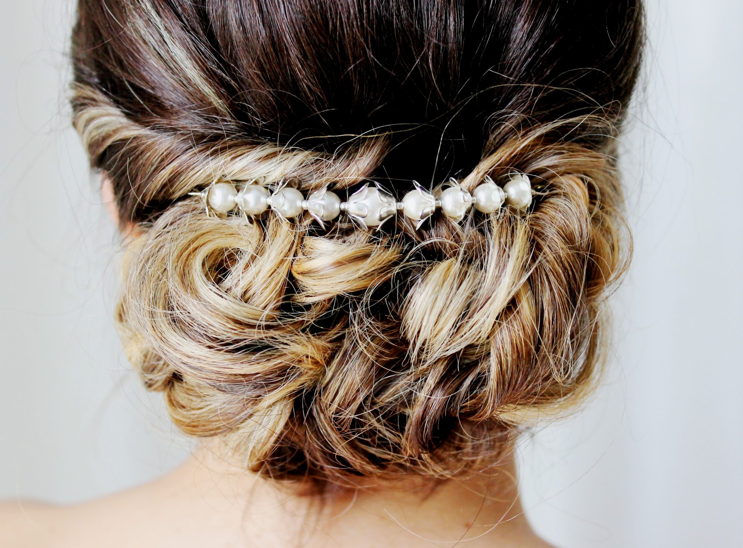 Découvrez les plus beaux accessoires de coiffure mariage