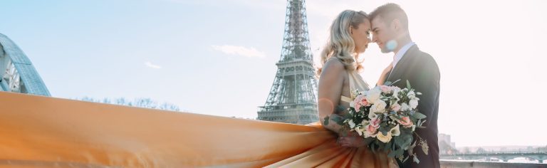 Demande de fiançailles devant la tour Eiffel