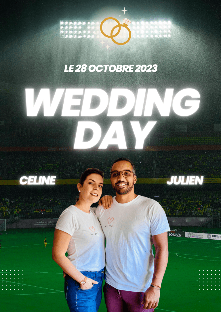Faire part de mariés en tenue de sport sur un terrain de football, célébrant leur union avec un thème sportif.